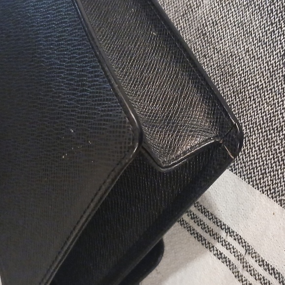 AUTHENTIC LOUIS VUITTON TAIGA SELENGA CLUTCH HAND BAG BLACK LEATHER - Picture 11 of 16